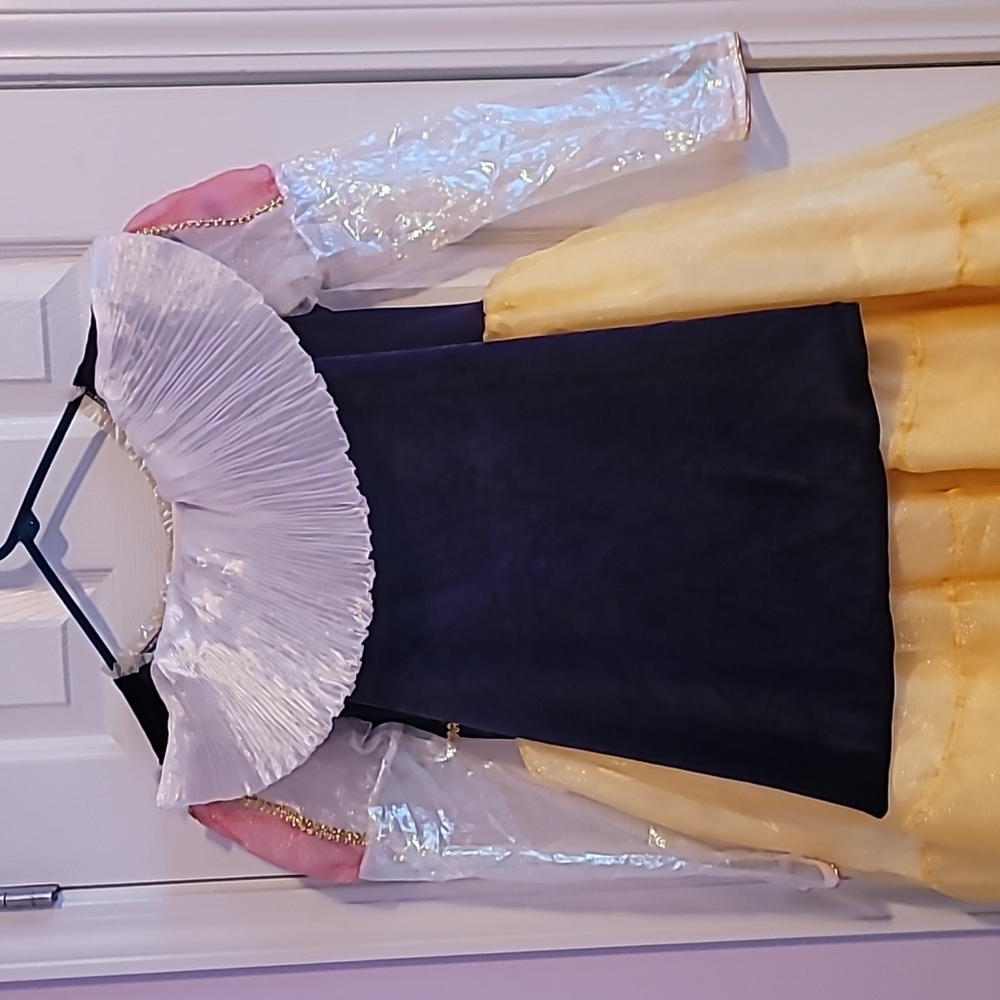 Girls 10/12 Snow-white costume - Picture 3 of 3